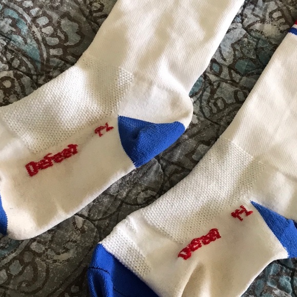 DeFeet Cycling Socks for Prevelo - Picture 5 of 7